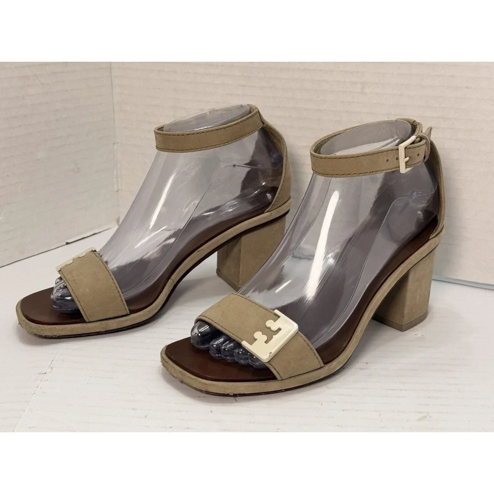 Tory Burch Gabrielle Beige Suede Block‎ Heel Sandals Logo Hardware Women's 6.5M